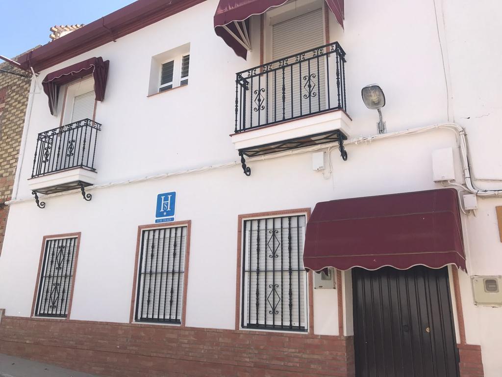 Hostal Bar San Pedro Mairena De Alcor Esterno foto